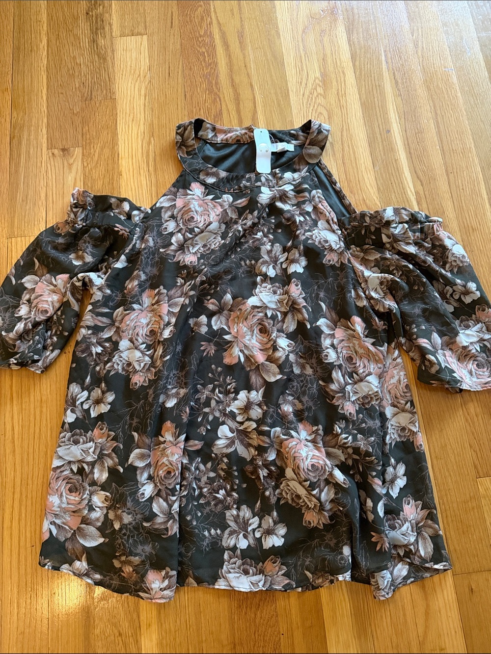 Charming Charlie Olive Floral Cold-Shoulder Blouse with Blush Roses